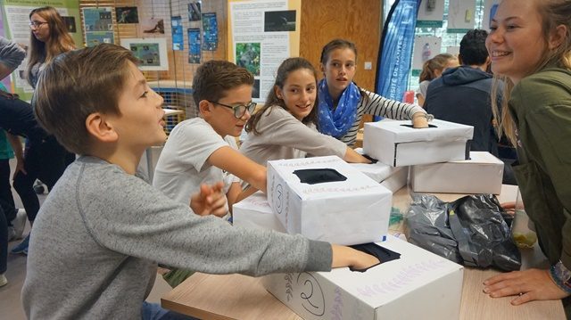 Les 6A et les 6B participent à  la Fête de la Science