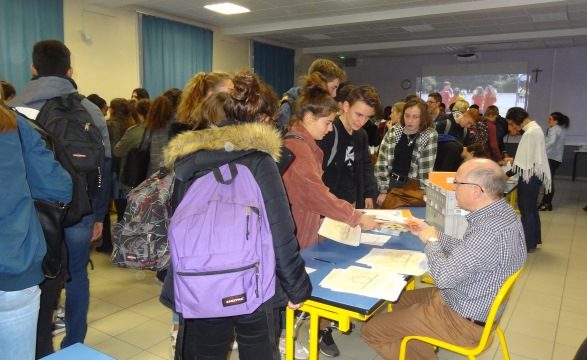 Remise du Diplôme National du Brevet (DNB)