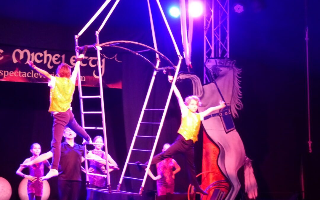 Les 6B se produisent au cirque Micheletty pour clore le projet Cirque